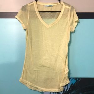 Maurice’s yellow shirt